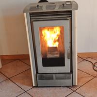 stufa a pellet 7 Kw