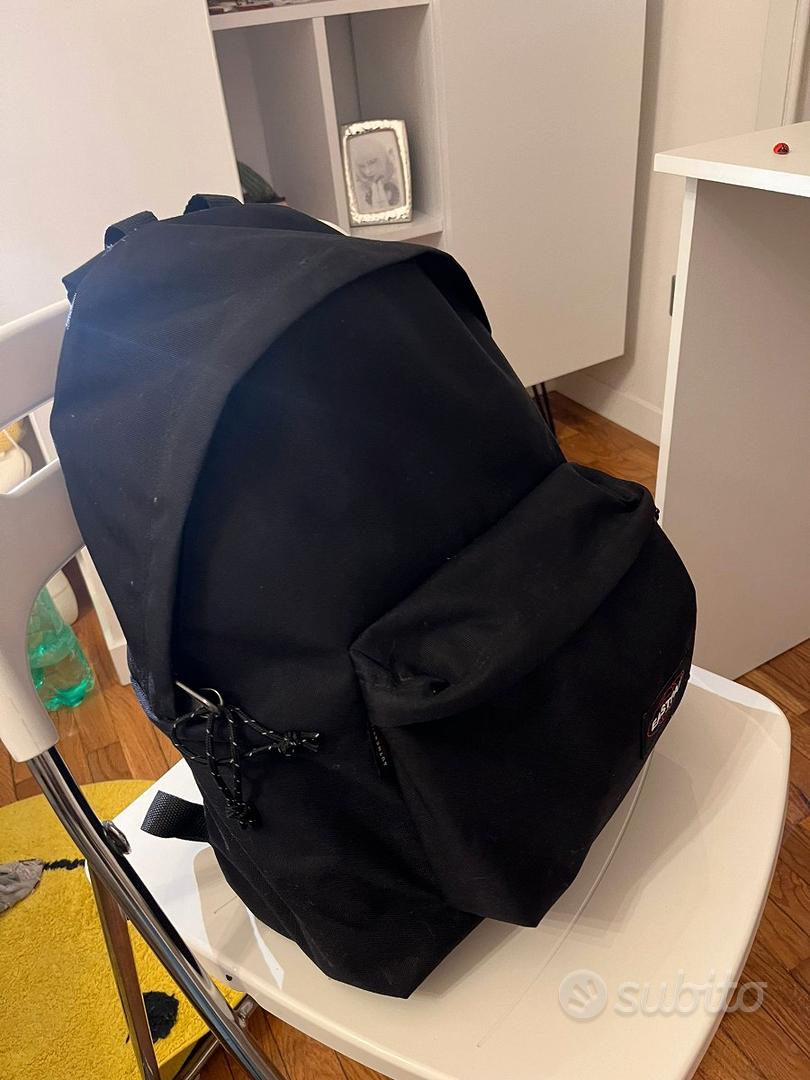 Zaino EASTPAK nero. nuovo - Tutto per i bambini In vendita a Roma