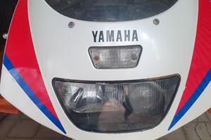 Yamaha FZR 600 - 1991