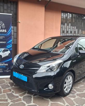Toyota Yaris 1.5 Hybrid 5 porte Lounge