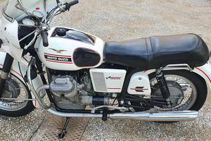 MOTO GUZZI V7 SPECIAL