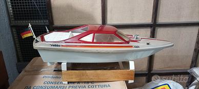 Motoscafo radiocomandato Robbe Katia