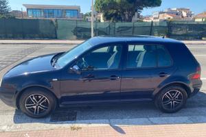 VOLKSWAGEN Golf 4ª serie