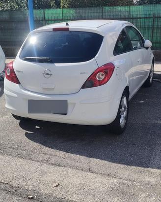 Opel Corsa 1.2 GPL 80 CV 3 porte – 2010 