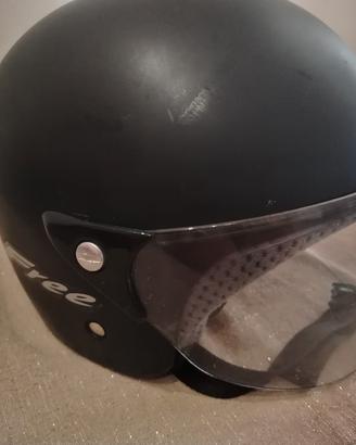 casco pulito quasi pari  nuovo misura L