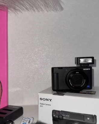 Sony ZV-1 4K con 2 batterie e accessori
