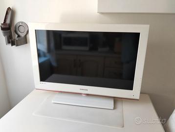 TV Samsung 32 pollici bianco