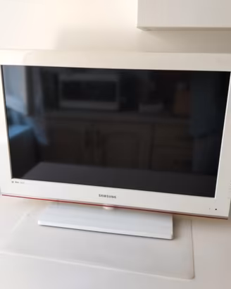TV Samsung 32 pollici bianco