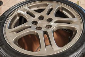 Set di cerchi in lega originali Subaru Impreza WRX