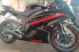 Yamaha YZF R6 - 2010