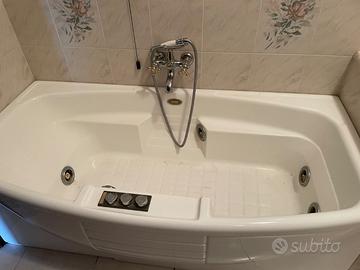 Vasca idromassaggio