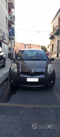 Toyota Yaris 1.3 (2009) – Benzina – 6 Marce