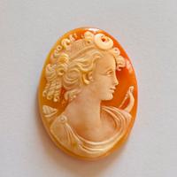 Cameo in conchiglia fatta a mano 4x3 cm