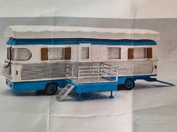 Kit carovana luna park in scala 1.50