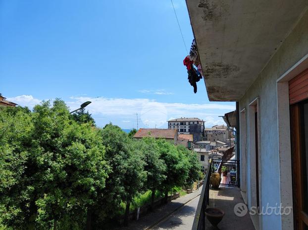 4 LOCALI A GRADOLI