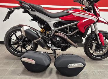 Ducati Hyperstrada 939 RED