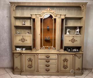 Mobile stile Veneziano.