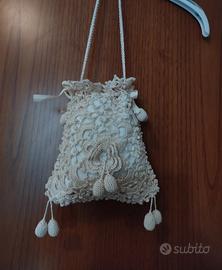 Pochette in pizzo uncinetto 