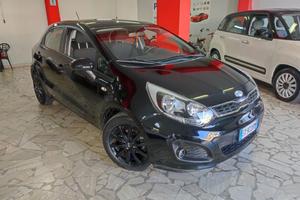 KIA Rio 1.1 CRDi 5p. Cool