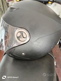 casco moto usato nero opaco 