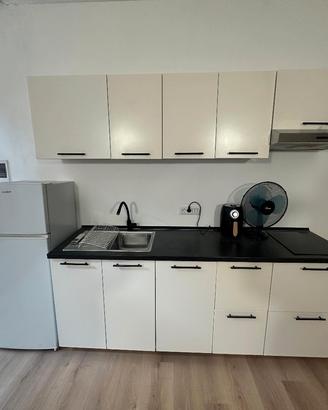 cucina ikea slim con induzione 