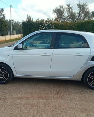splendida smart forfour modello proxy
