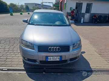 AUDI A3 1.6 benzina 