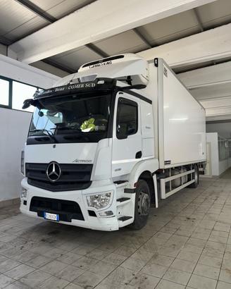 Mercedes Benz Actros 1835 Lamberet