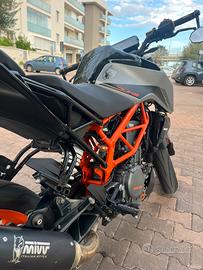 KTM Duke 390 2021