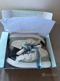 Lanvin curb