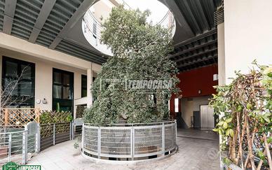 LOFT LUMINOSO AD USO ABITATIVO CON DOPPIO TERRAZZO