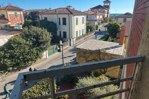 Ampio appartamento 6+2 letti vista mare