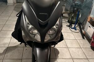 Honda Silver Wing 400