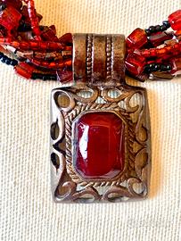 Collana girocollo color rubino