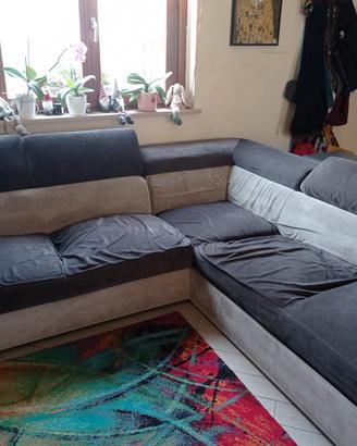 Divano angolare con contenitore 