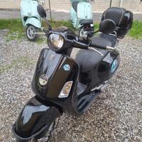 Vespa GTS 250 Black
