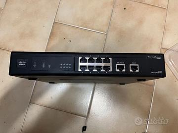 Cisco RV082 Dual WAN VPN Router