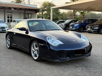 PORSCHE 911 Carrera 4S Coupé