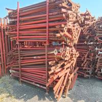 puntello per edilizia