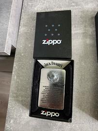 zippo storia pallottola Vietnam 