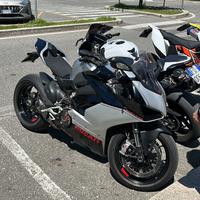 Carene panigale v4