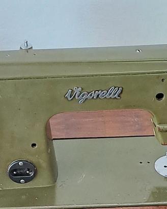 Macchina da cucire Vigorelli funziona €120