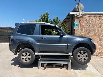 MITSUBISHI PAJERO V80 DID
