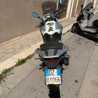 Honda Transalp 700