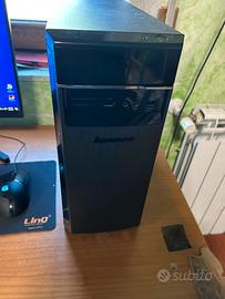computer fisso lenovo (specifiche in descrizione)