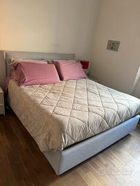 Letto matrimoniale contenitore con materasso