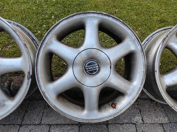 4 Cerchi in Lega Originali Volvo 15"