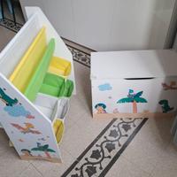 Scaffale e baule per cameretta bambino