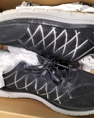 scarpe sportive 