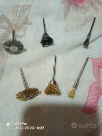 Spazzole in ottone e acciaio
